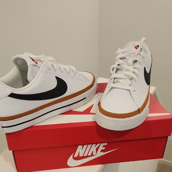 Nike Court Legacy NN Men's White and Tan Sneakers - Picture 3 of 6